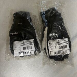 RefrigiWear Black Gloves
